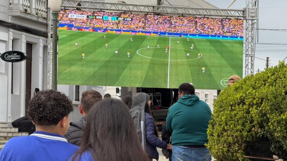 Telão no Lacustre
